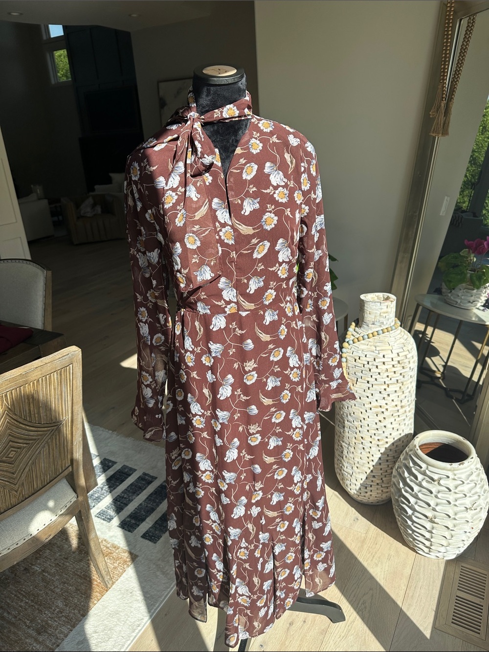 Astr Brown Floral Tie-Neck Long Sleeve Dress